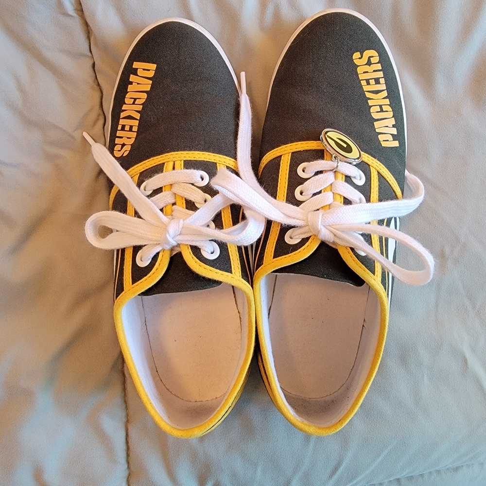NFL Green Bay Packers Officially Licensed Tennis Shoes Size 7 - Picture 8 of 9